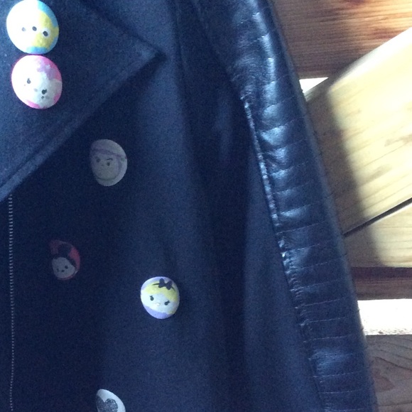 D-designed by Disney Black Jacket special edition - Picture 3 of 4